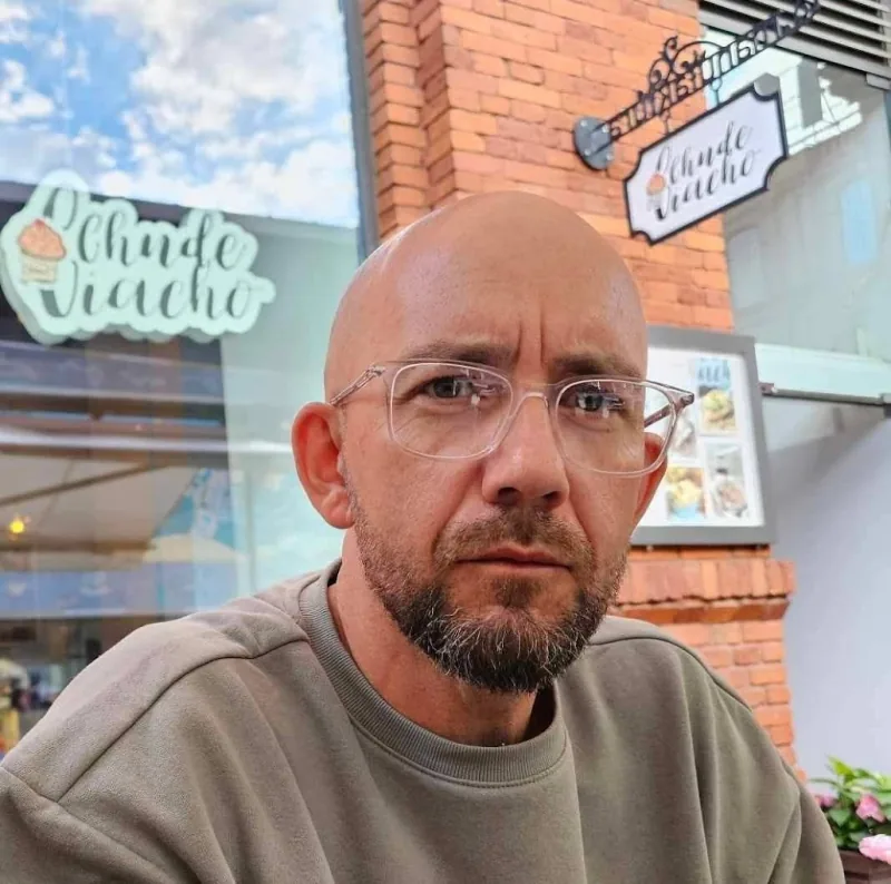 Dr Marcin Roszkowski