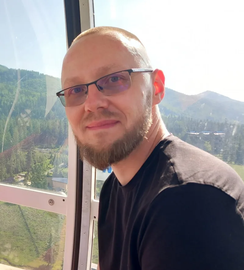 dr Bartłomiej Włodarczyk